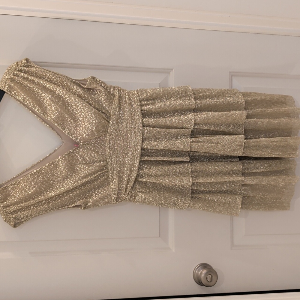 Lilly Pulitzer Faye V Neck Ruffle Gold Metallic Crinkle Shimmer Dress